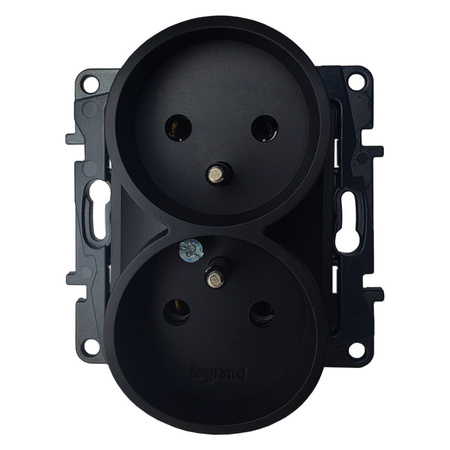 Doppelsteckdose mit Erdung 2x 2P+E franz. System schwarz Niloe Step Legrand 863532