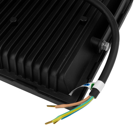 LED Außenstrahler 50W GTV Flutlicht schwarz IP65 Außenwandstrahler 4000lm GT-GCX50W-40