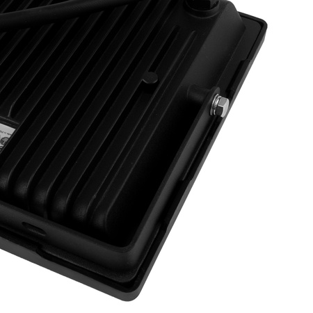 LED Außenstrahler 50W GTV Flutlicht schwarz IP65 Außenwandstrahler 4000lm GT-GCX50W-40