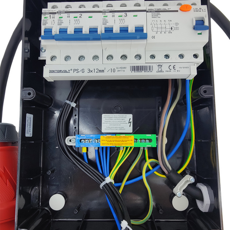 Baustromverteiler Stromverteiler auf Ständer mit Kabel ECO-S/FI SKHU 32A 16A 2x230V Schuko Doktorvolt® 0403