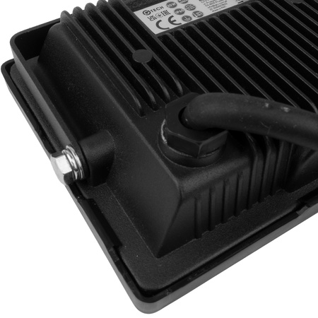 LED Außenstrahler 20W GTV Flutlicht schwarz IP65 Außenwandstrahler 1600lm GT-GCX20W-40