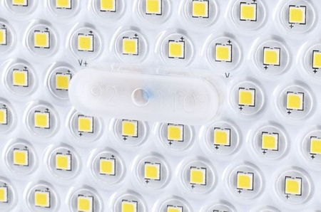 Hallenleuchte Industrielampe High Bay LED 150W Neutralweiß 4000K 22500lm Energieklasse C IP65 Feuchtraum Hallenstrahler C85-HBU2-150V-740P-1