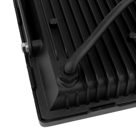 LED Außenstrahler 50W GTV Flutlicht schwarz IP65 Außenwandstrahler 4000lm GT-GCX50W-40