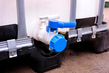 IBC Klappenventil S60x6 Innengewinde & Außengewinde IBCS60F-BTVS60M