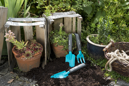 Blumenkelle Pflanzschaufel Gartenkelle Handschaufel 8cm Gardena 08950-20