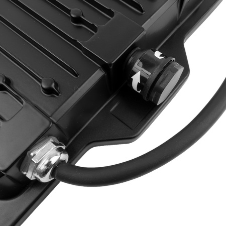 LED Außenstrahler mit Bewegungsmelder 50W GTV Flutlicht schwarz IP65 Außenwandstrahler 5000lm GT-GCR50W-64