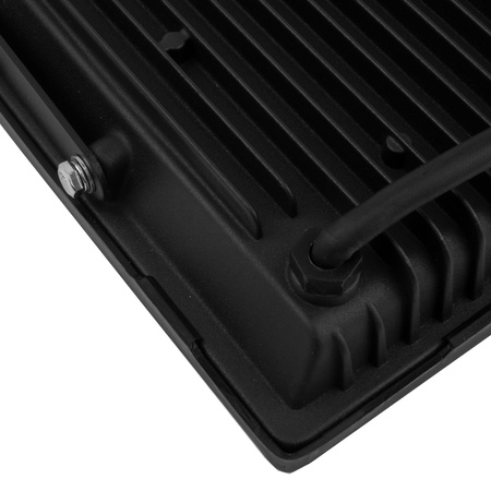 LED Außenstrahler 70W GTV Flutlicht schwarz IP65 Außenwandstrahler 5600lm GT-GCX70W-40