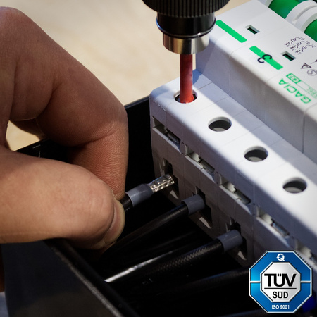 Stromverteiler ECO-S/FI 1x16A 1x32A 2x230V Doktorvolt DV-2633-D