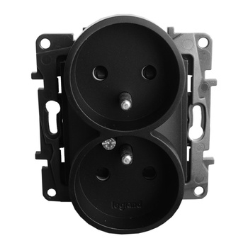 Doppelsteckdose mit Kindersicherung 2P + E franz. System schwarz Niloe Step 863534