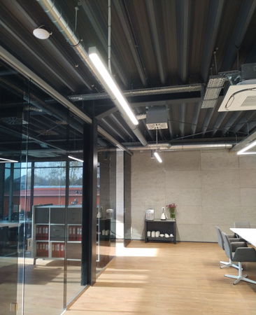 LED Hängeleuchte 113cm 30W 4000K 230V Bürolampe Lampe QUALIS silber Bemko 90-06A-1A