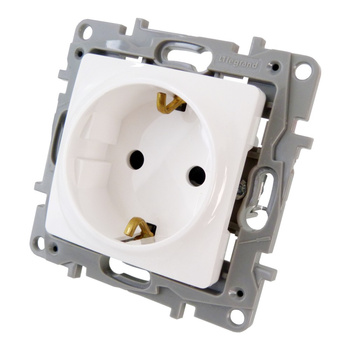 Steckdose Schuko 2P+E Kindersicherung NILOE Eco Legrand 764529